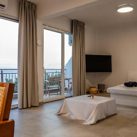 Aegean Seaview Grand 180 Degrees דירה